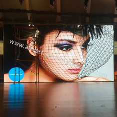 1500 cd/m2 Display LED interactivo en interiores con control remoto por pantalla táctil