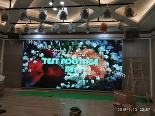 Tablero publicitario LED modular para tamaño de pantalla personalizado y tiempo de vida de 10000H