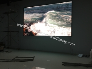 Display LED de publicidad de 220v en interiores a todo color colgado 1g1r1b