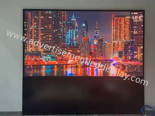 Display LED interior de 320 mm x 160 mm con conectividad flexible para múltiples fuentes de entrada