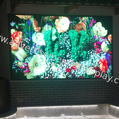 Display LED de publicidad interior duradero para uso a largo plazo en zonas de alto tráfico
