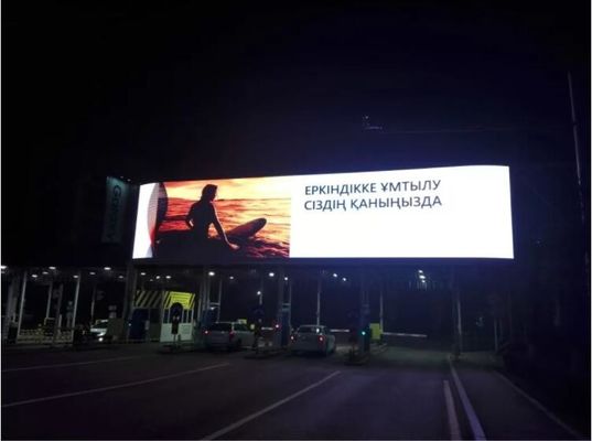 Displays LED exteriores resistentes y fiables para todas las condiciones climáticas