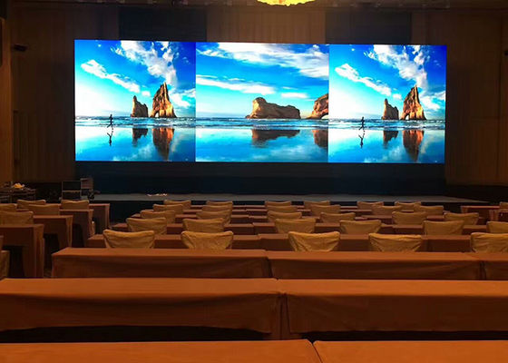 ESCUPA la pantalla LED a todo color interior 3840Hz de P1.875mm para la publicidad